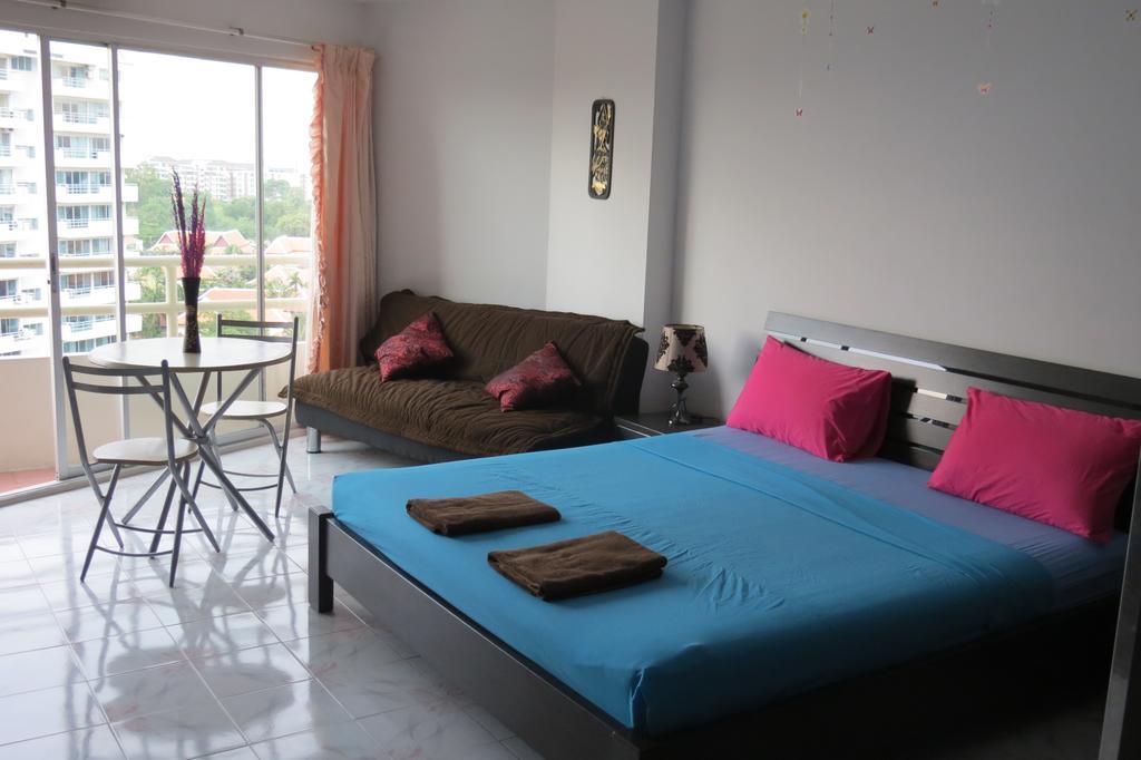 View Talay 1B Studio Pattaya Eksteriør billede